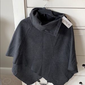 NWT Finejo Cowel Neck Poncho